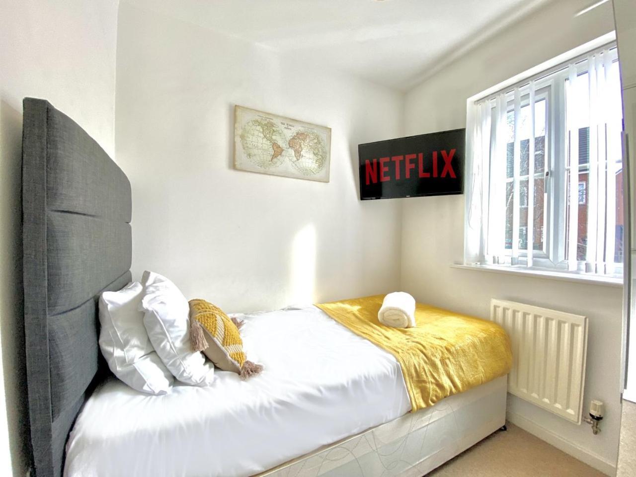 Walsall Group Accommodation Bagian luar foto