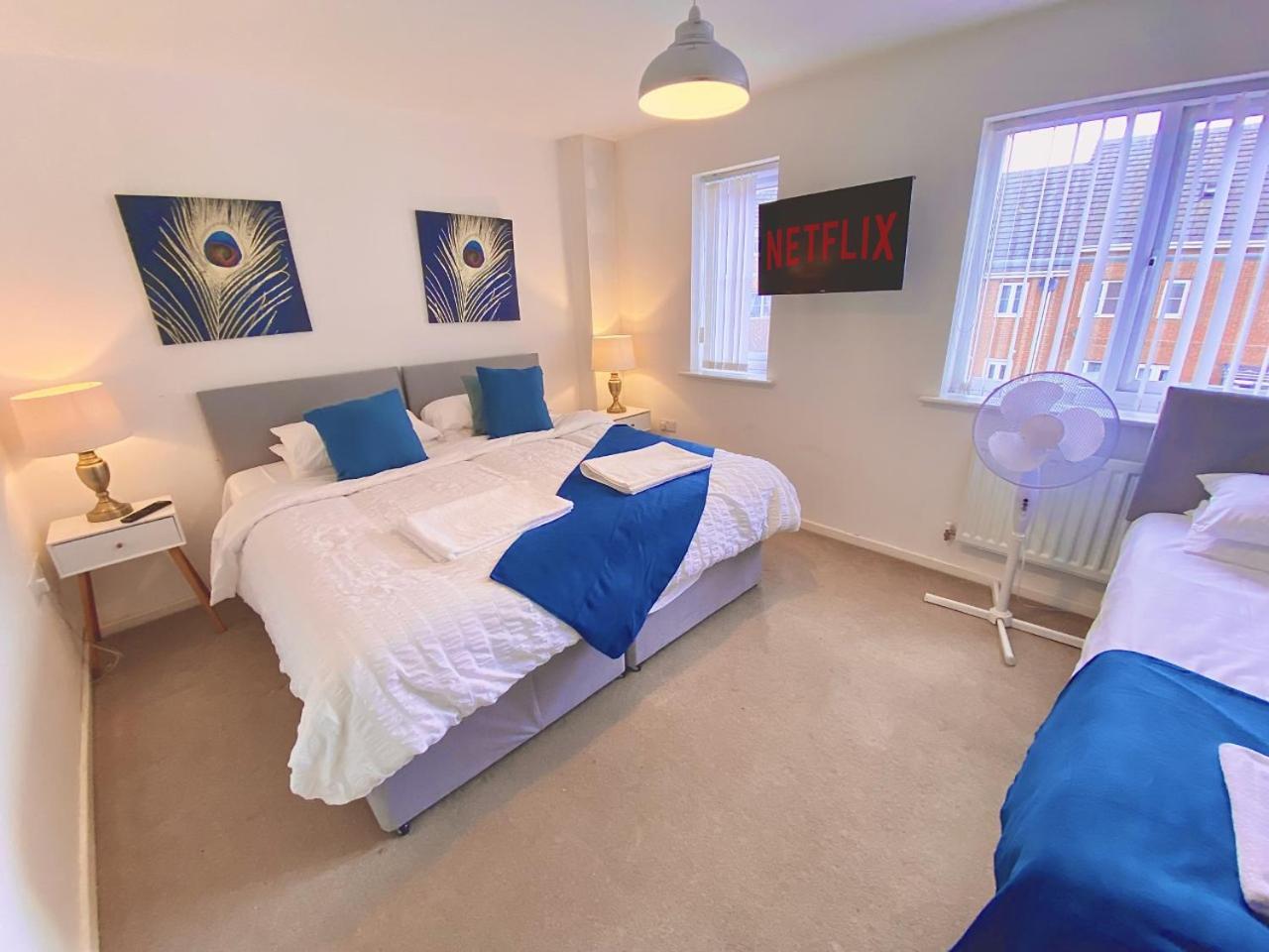 Walsall Group Accommodation Bagian luar foto